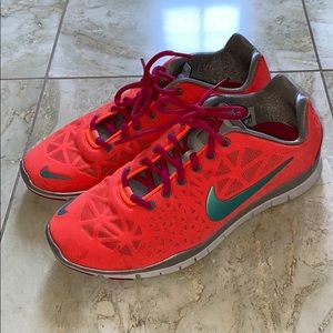 Nike Free TR Fit 3 Neon Coral/Turquoise/Pink 8.5